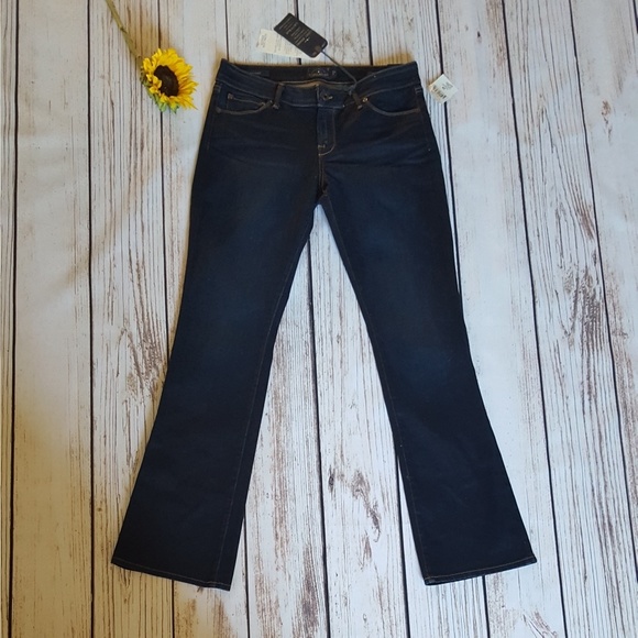 SOLD* Lucky Brand Mid Rise Lolita Boot Jeans - Picture 4 of 8